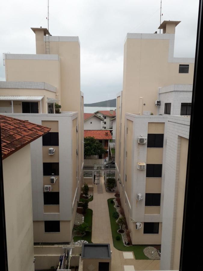 Ap Ingleses - Entre O Mar E O Centrinho Apartment